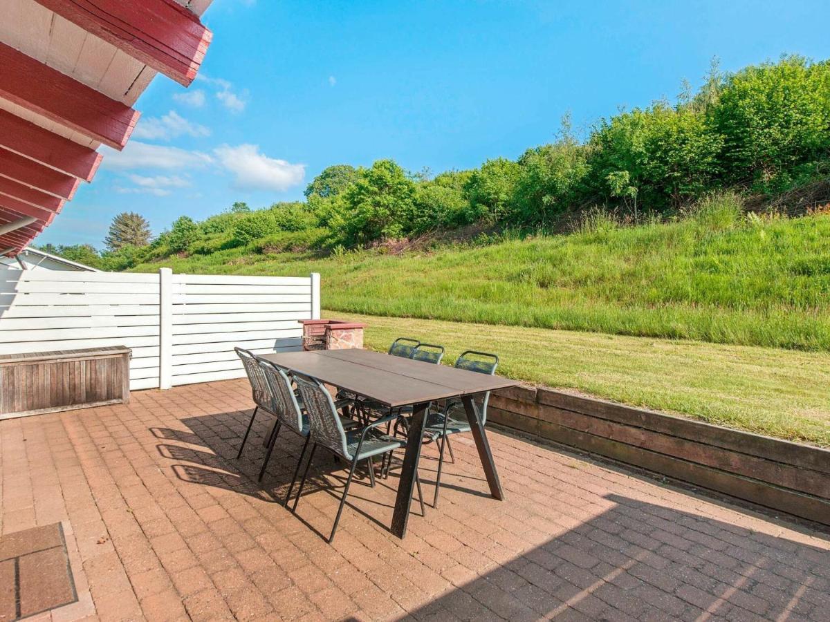 6 Person Holiday Home In Обенро Номер фото