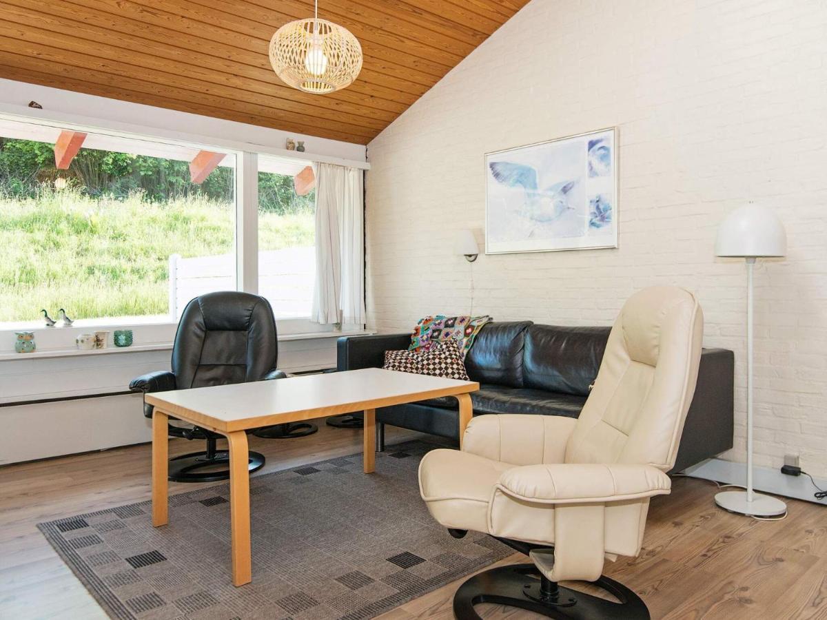 6 Person Holiday Home In Обенро Экстерьер фото